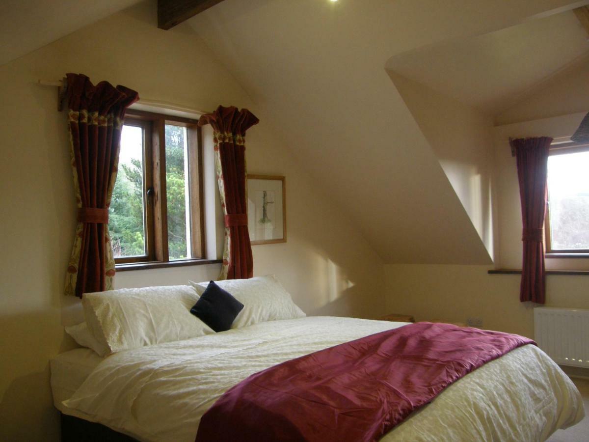 Hotel Sunrise House Inverfarigaig Exterior foto