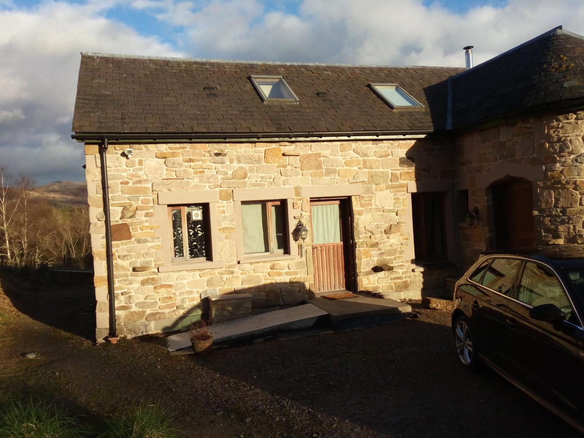 Hotel Sunrise House Inverfarigaig Exterior foto
